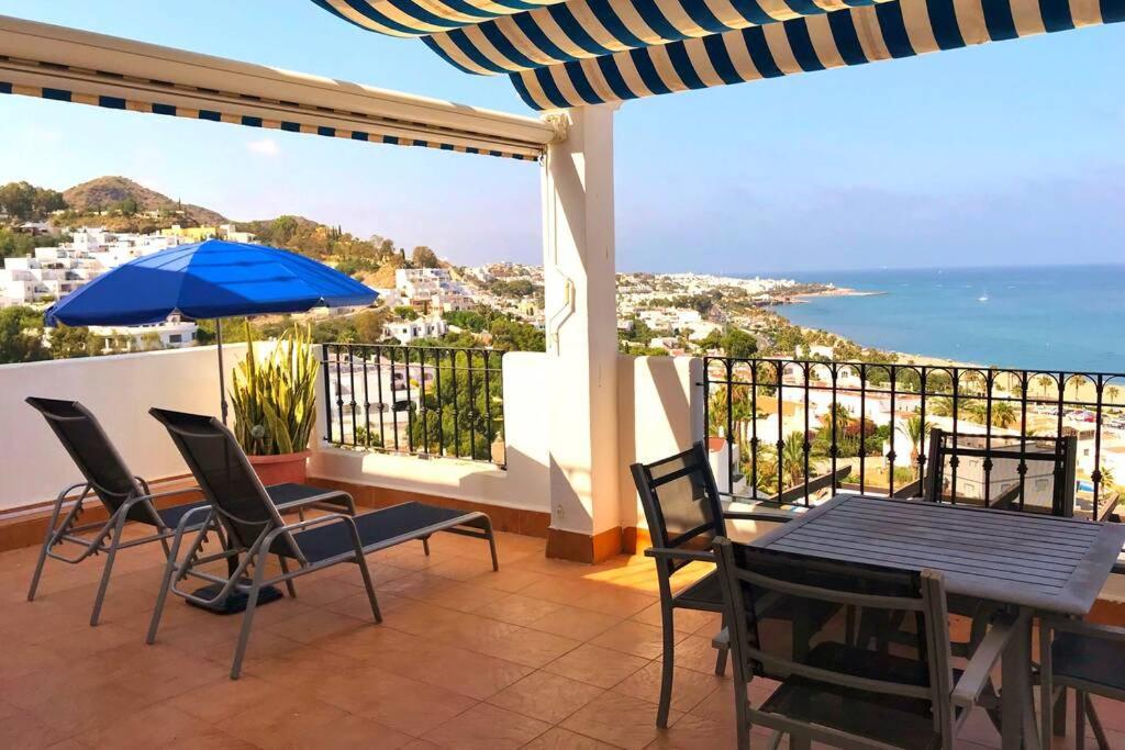 모야카 Penthouse With Large Terrace And Roof Solarium, With Amazing Sea Views 아파트 외부 사진