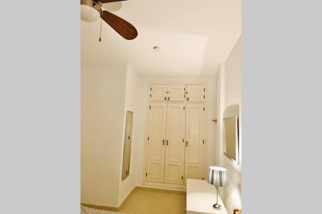 모야카 Penthouse With Large Terrace And Roof Solarium, With Amazing Sea Views 아파트 외부 사진